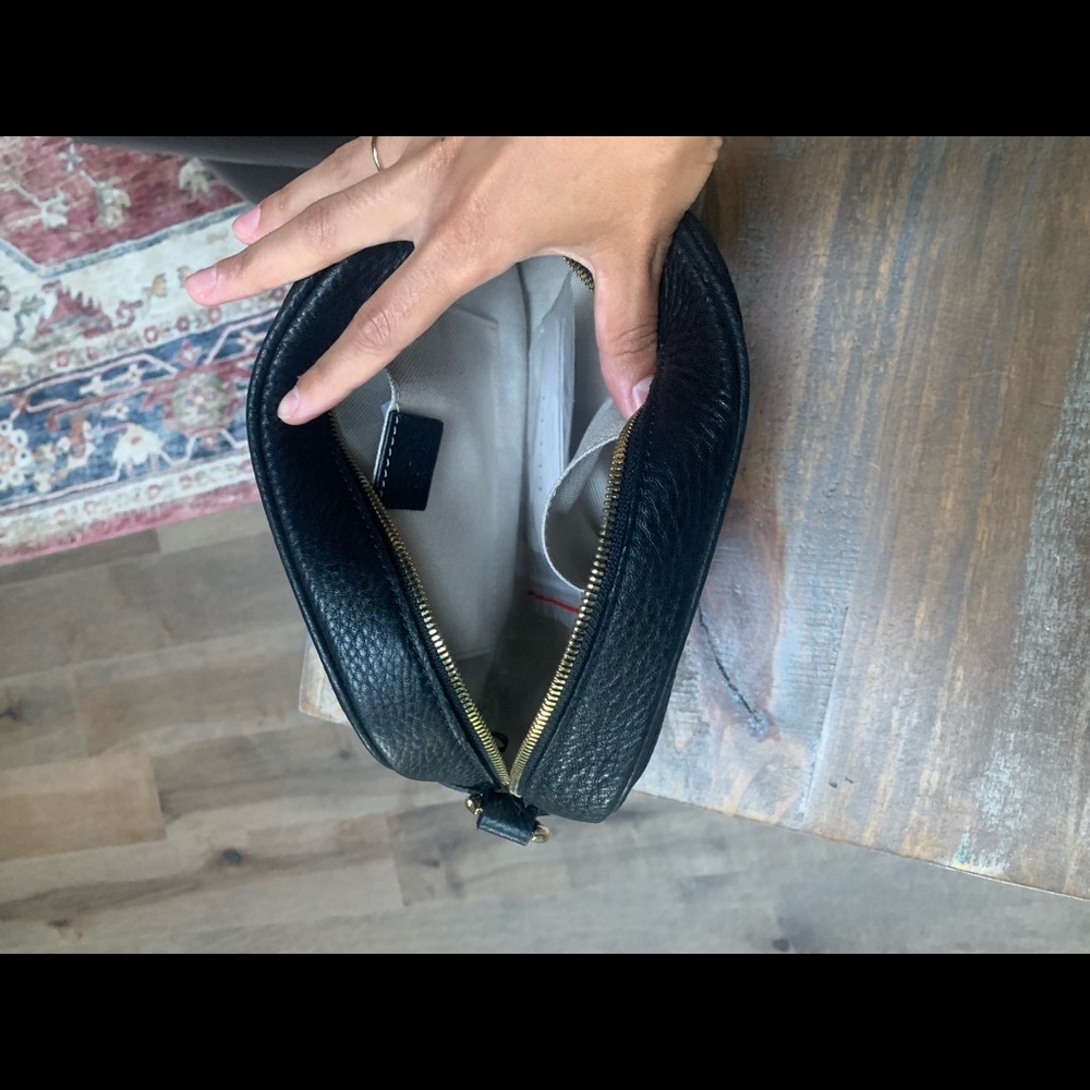 Leather bag